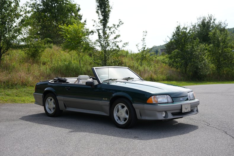 Ford-Mustang-1992-Emerrald-Green-Metal-White-13