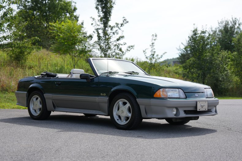 Ford-Mustang-1992-Emerrald-Green-Metal-White-15