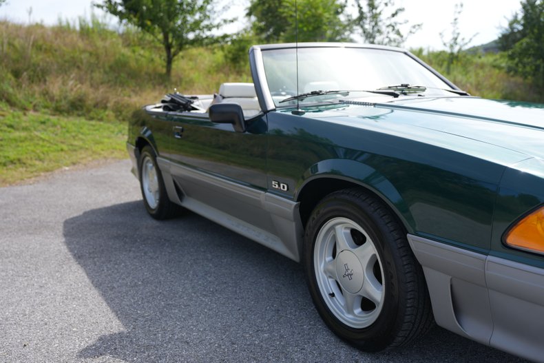 Ford-Mustang-1992-Emerrald-Green-Metal-White-30