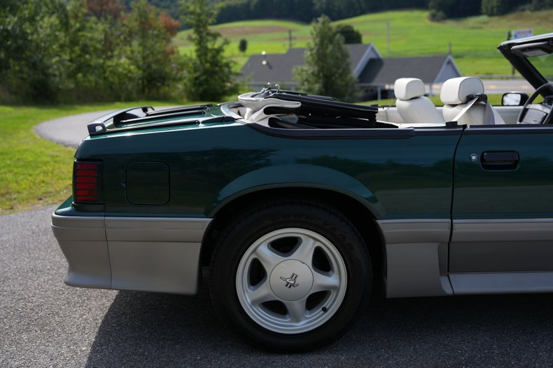 Ford-Mustang-1992-Emerrald-Green-Metal-White-32