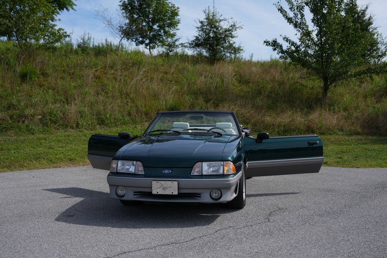 Ford-Mustang-1992-Emerrald-Green-Metal-White-35