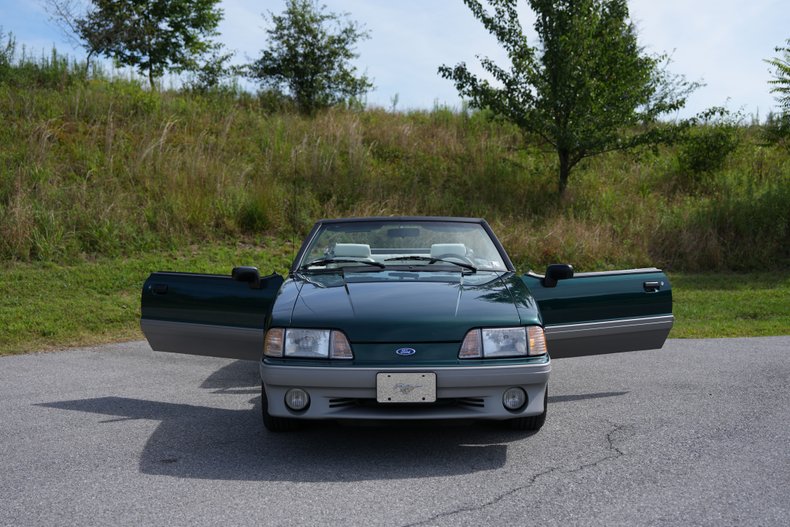 Ford-Mustang-1992-Emerrald-Green-Metal-White-36