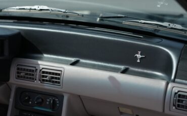 Ford-Mustang-1992-Emerrald-Green-Metal-White-41