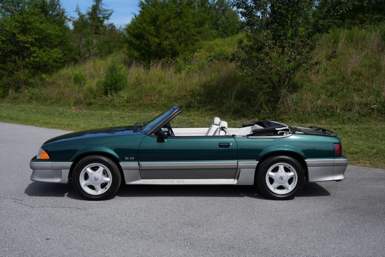 Ford-Mustang-1992-Emerrald-Green-Metal-White-7