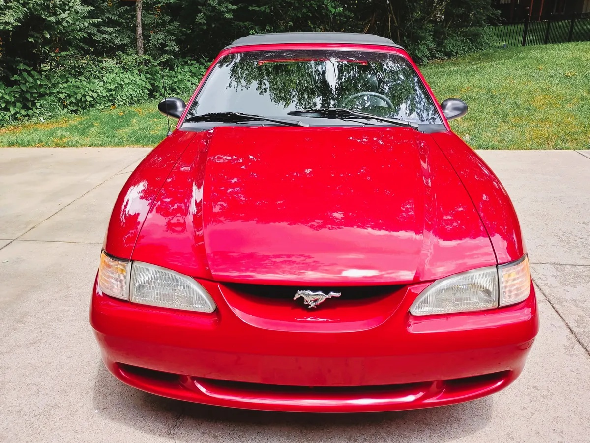 Ford-Mustang-1995-Laser-Red-Gray-10