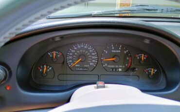 Ford-Mustang-1995-Laser-Red-Gray-2