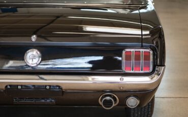 Ford-Mustang-289-V8-Convertible-1966-2-Door-Convertible-21