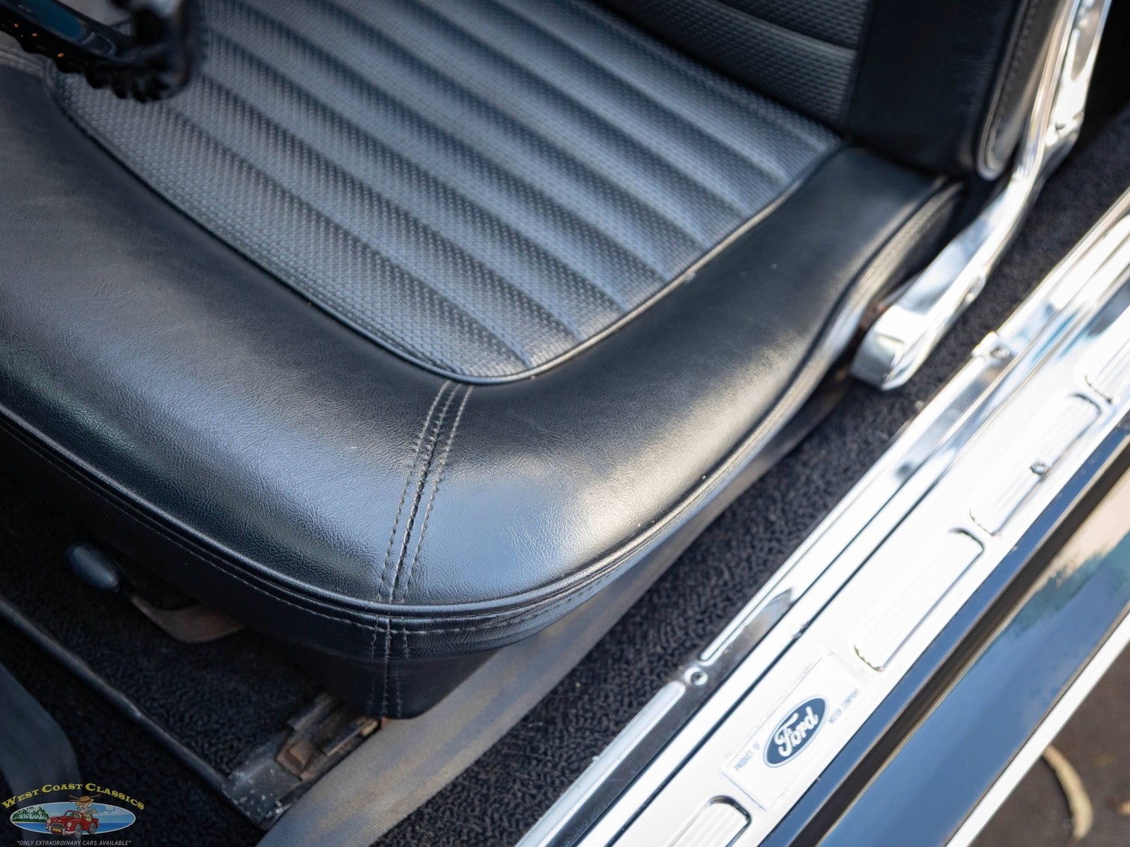 Ford-Mustang-289-V8-Convertible-1966-2-Door-Convertible-28
