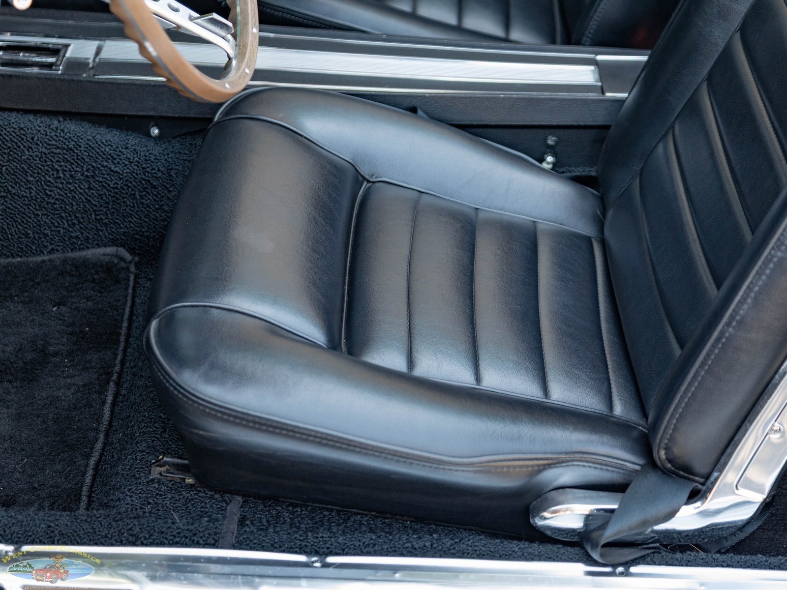 Ford-Mustang-289-V8-Convertible-1966-2-Door-Convertible-33