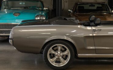 Ford-Mustang-302-5.0L-V8-Convertible-1968-2-Door-Convertible-1