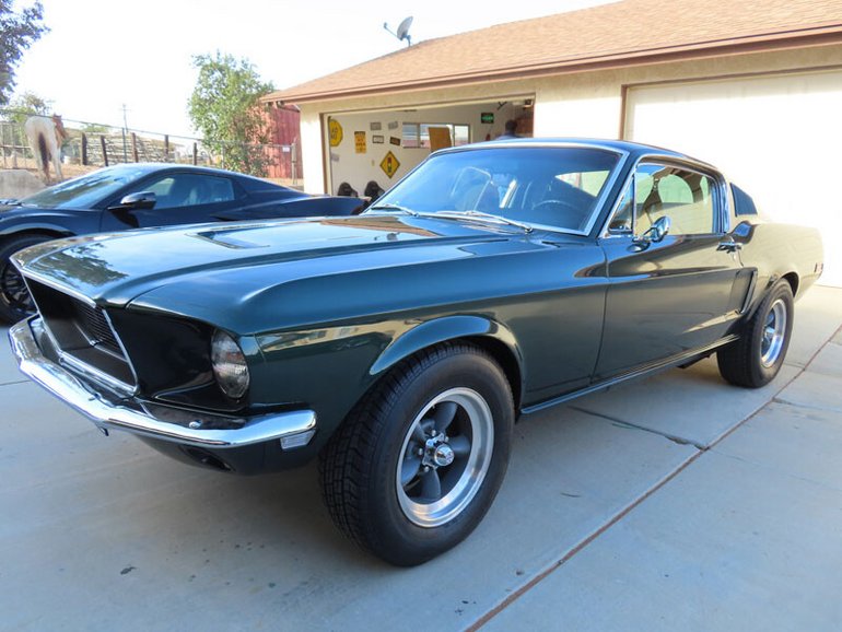 Ford-Mustang-bullitt-1968-Green-Black