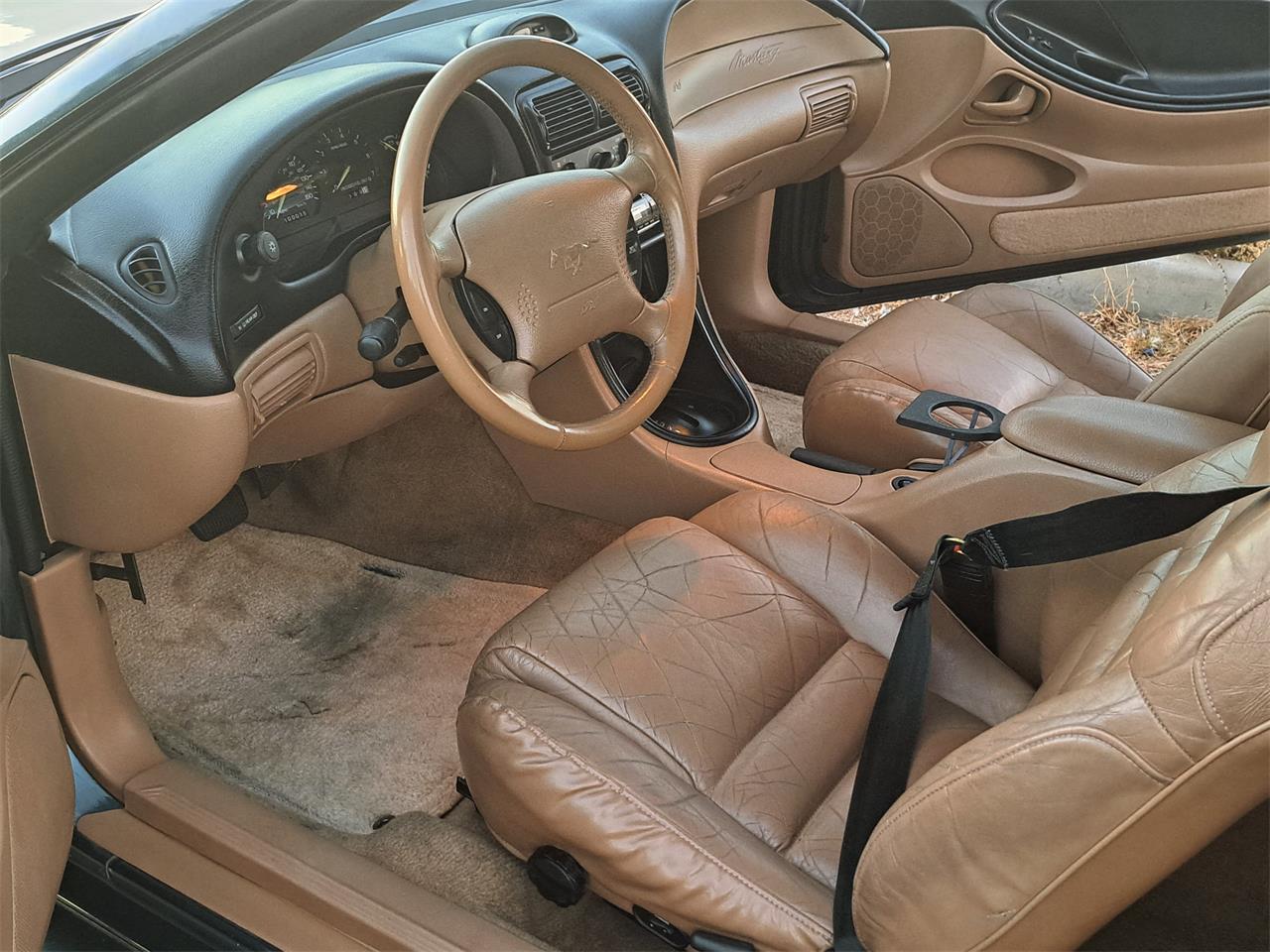 Ford-Mustang-gt-1994-Deep-Forest-Green-Saddle-Leather-14