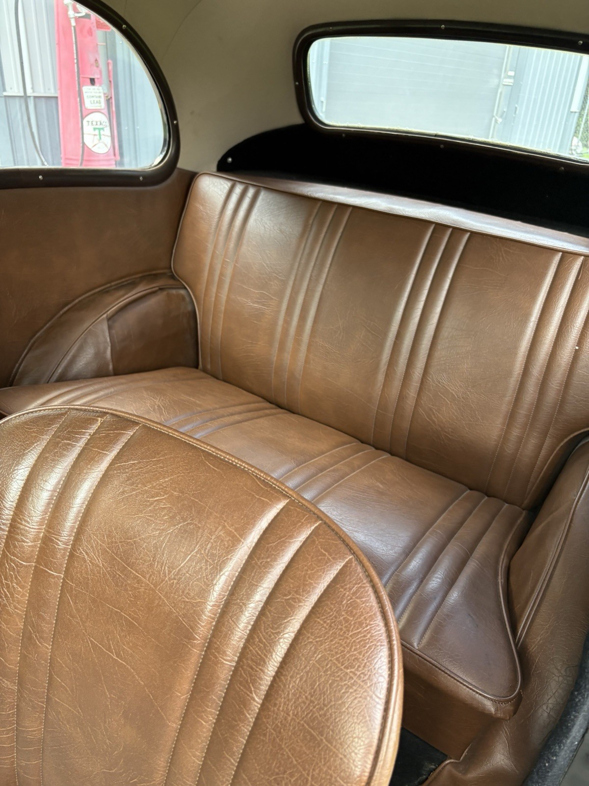 Ford-Other-1949-Sedan-7