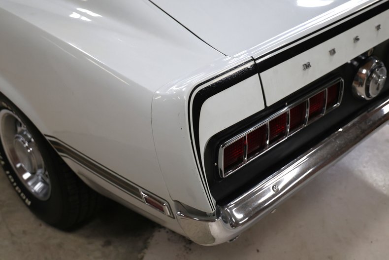 Ford-Other-1969-Pastel-Gray-Paint-Black-2