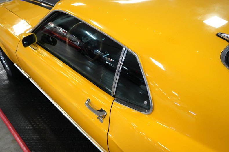 Ford-Other-1970-Yellow-Black-36