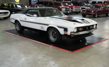 Ford-Other-1972-White-Black-16