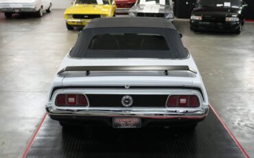 Ford-Other-1972-White-Black-46