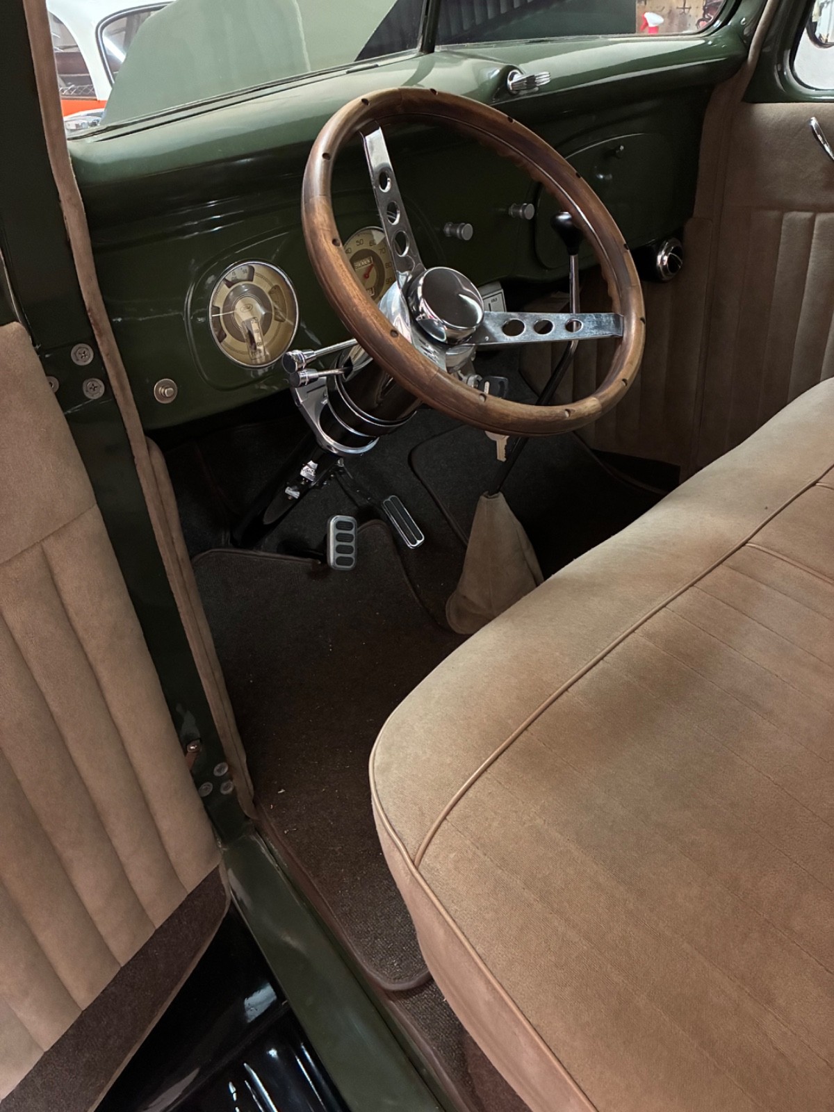 Ford-Other-Pickups-1937-Standard-Cab-Pickup-3