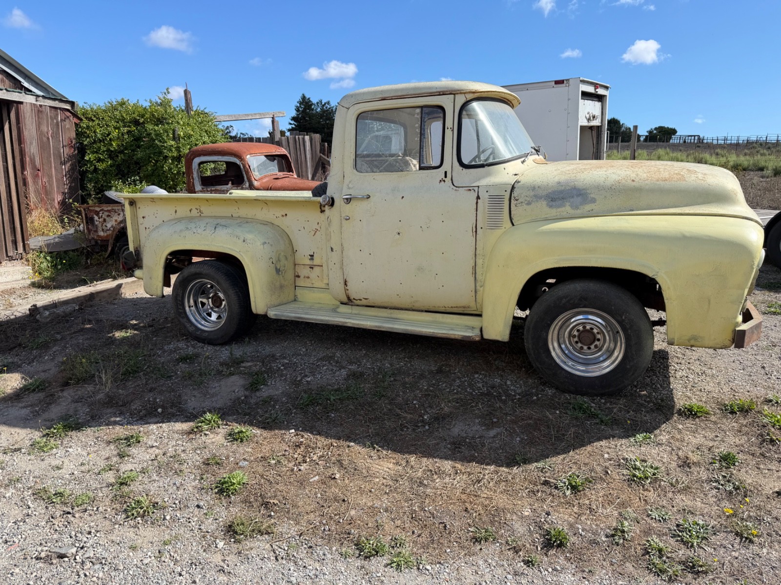Ford-Other-Pickups-1956-1