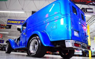 Ford-Panel-Truck-1934-13