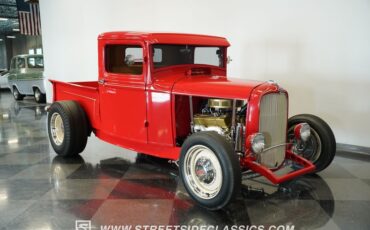 Ford-Pickup-1932-Red-Tan-25