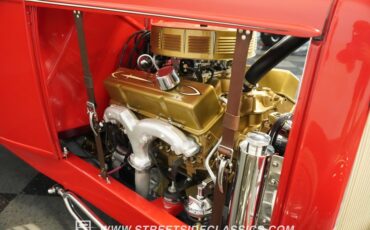 Ford-Pickup-1932-Red-Tan-38