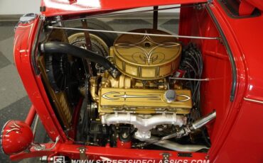 Ford-Pickup-1932-Red-Tan-7