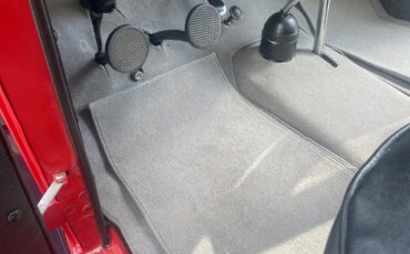 Ford-Pickup-1935-Red-Black-11