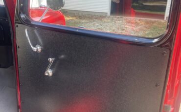 Ford-Pickup-1935-Red-Black-12