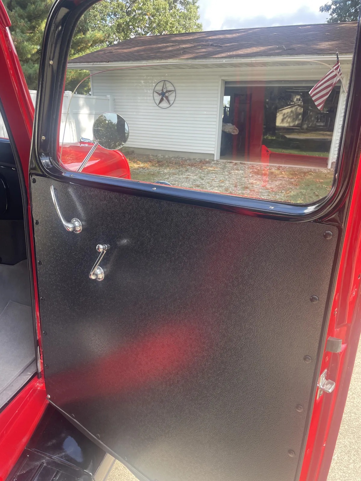 Ford-Pickup-1935-Red-Black-12