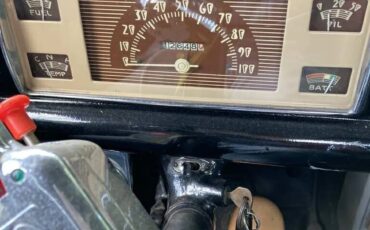 Ford-Pickup-1940-Black-Black-With-Green-Bench-Seat-4