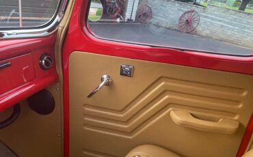 Ford-Pickup-1940-Red-Beige-7