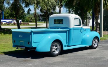 Ford-Pickup-1940-Teal-Teal-ampamp-White-2-T-4