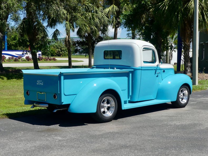 Ford-Pickup-1940-Teal-Teal-ampamp-White-2-T-4