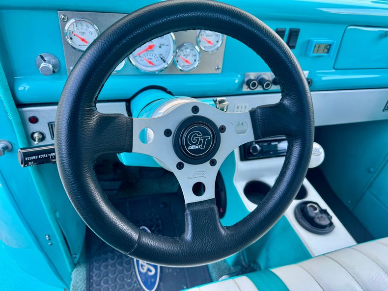 Ford-Pickup-1940-Teal-Teal-ampamp-White-2-T-40