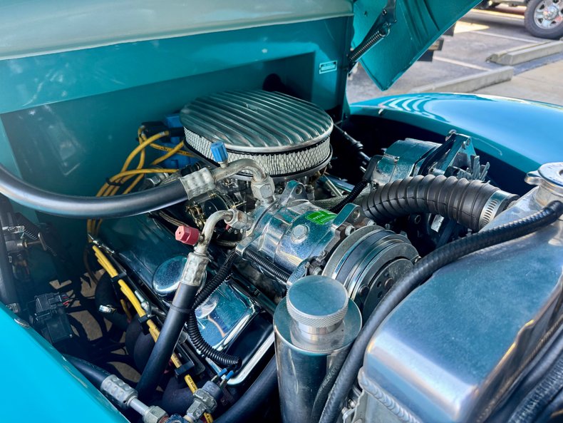 Ford-Pickup-1940-Teal-Teal-ampamp-White-2-T-47