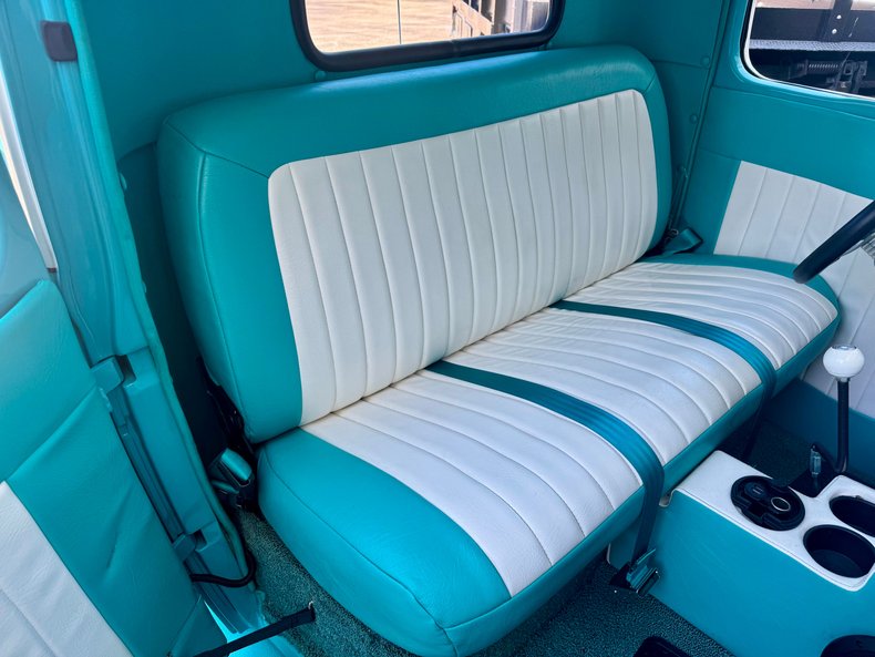 Ford-Pickup-1940-Teal-Teal-ampamp-White-2-T-7