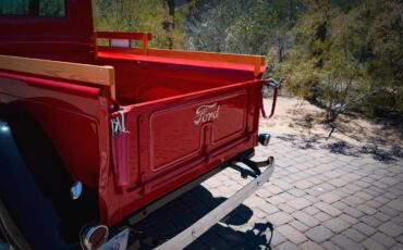 Ford-Pre-war-pickups-1936-Red-Brown-16
