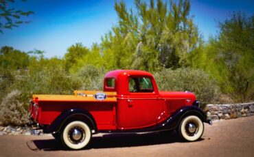 Ford-Pre-war-pickups-1936-Red-Brown-5