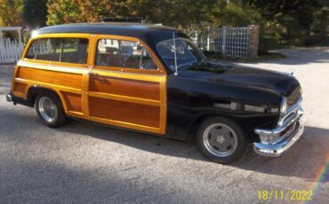 Ford-Ranch-wagon-1950-Black-Beige