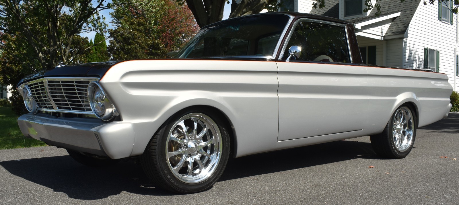 Ford-Ranchero-1965-Standard-Cab-Pickup-2