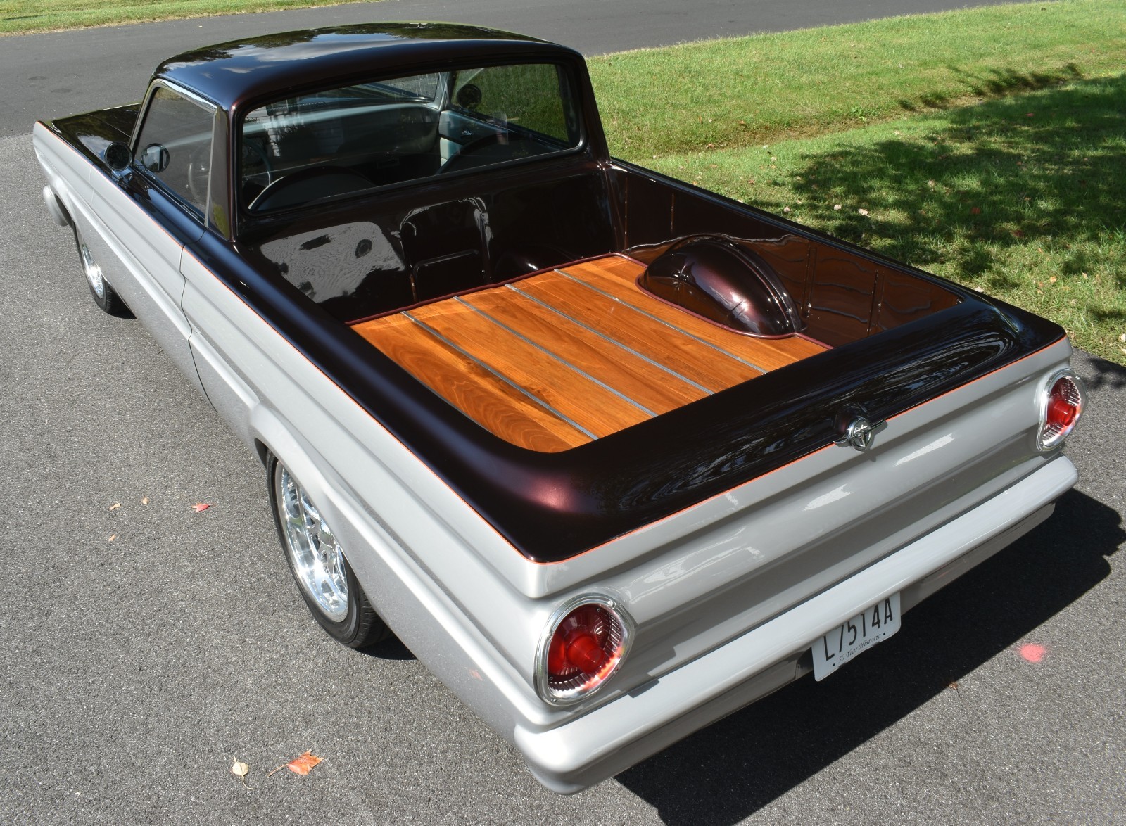 Ford-Ranchero-1965-Standard-Cab-Pickup-3