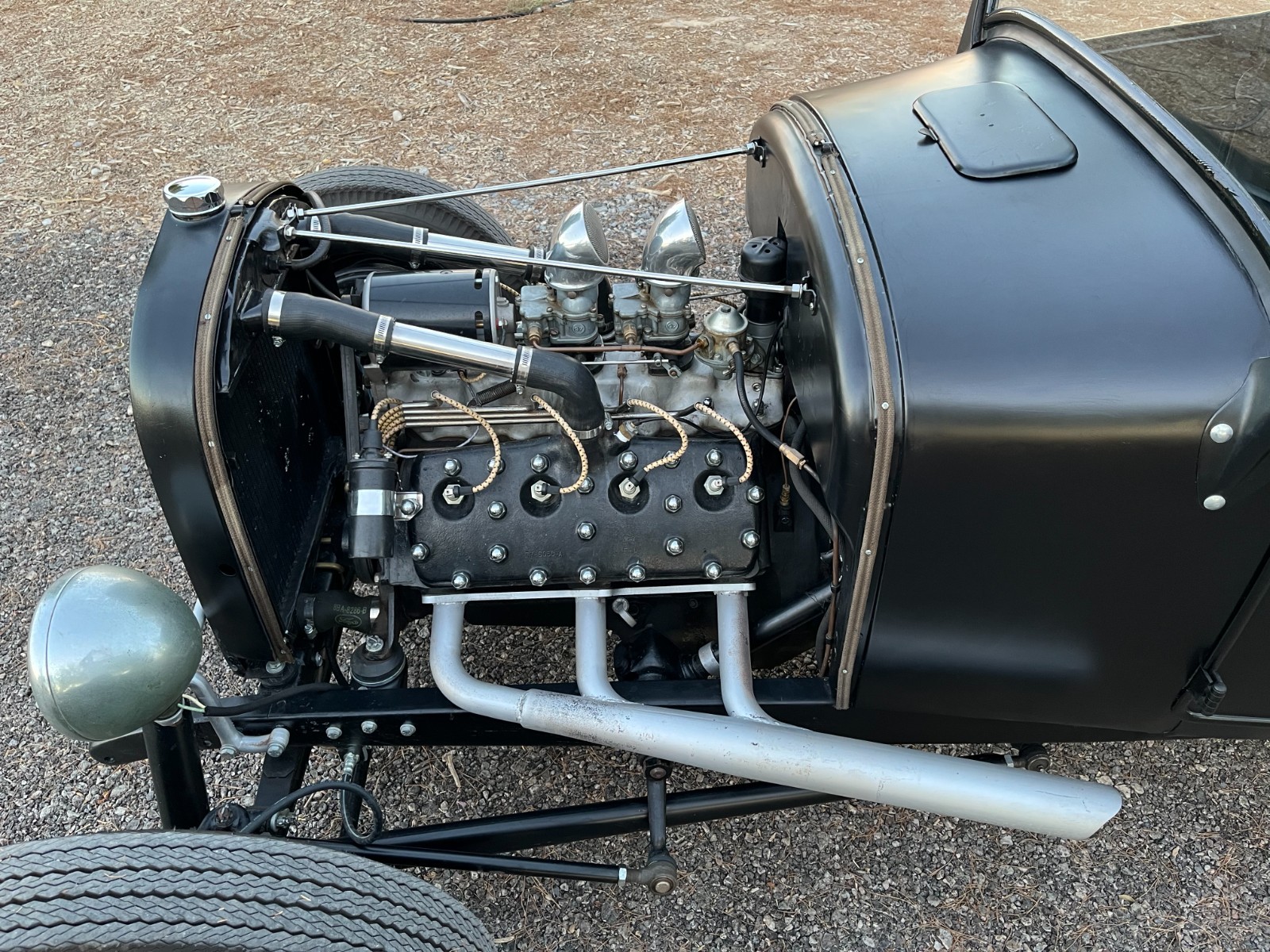Ford-Roadster-1927-Convertible-13