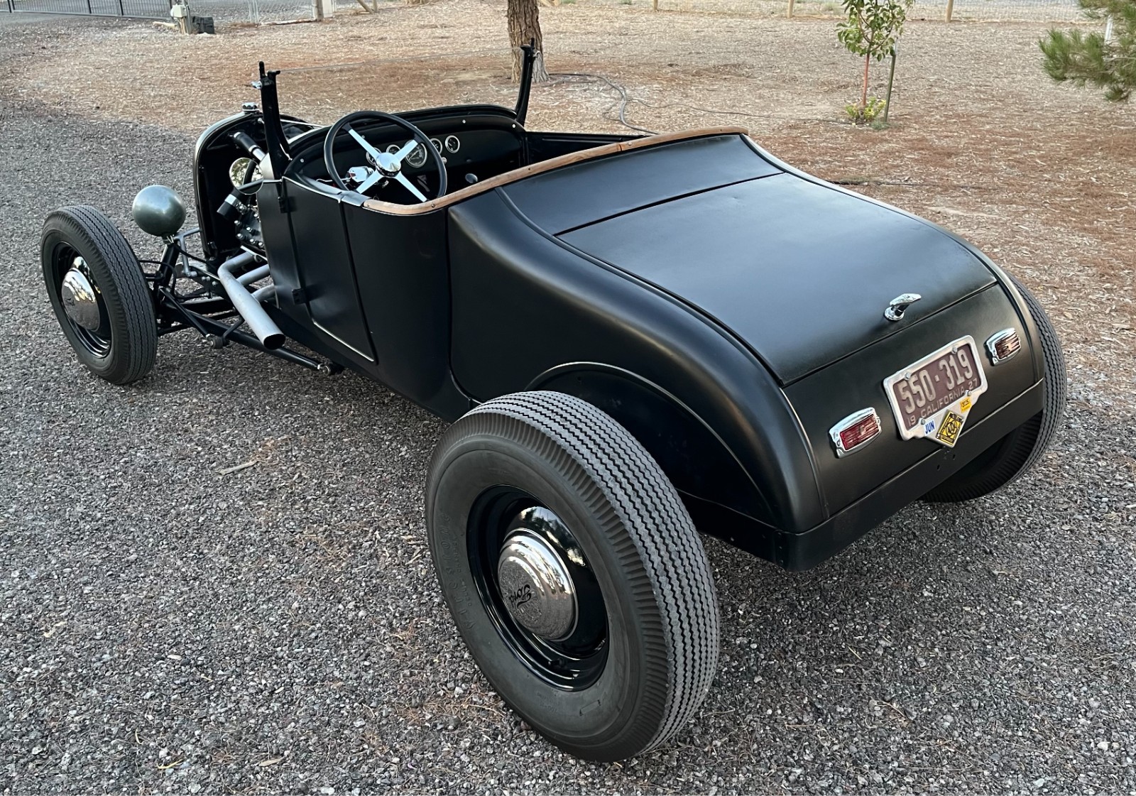 Ford-Roadster-1927-Convertible-5