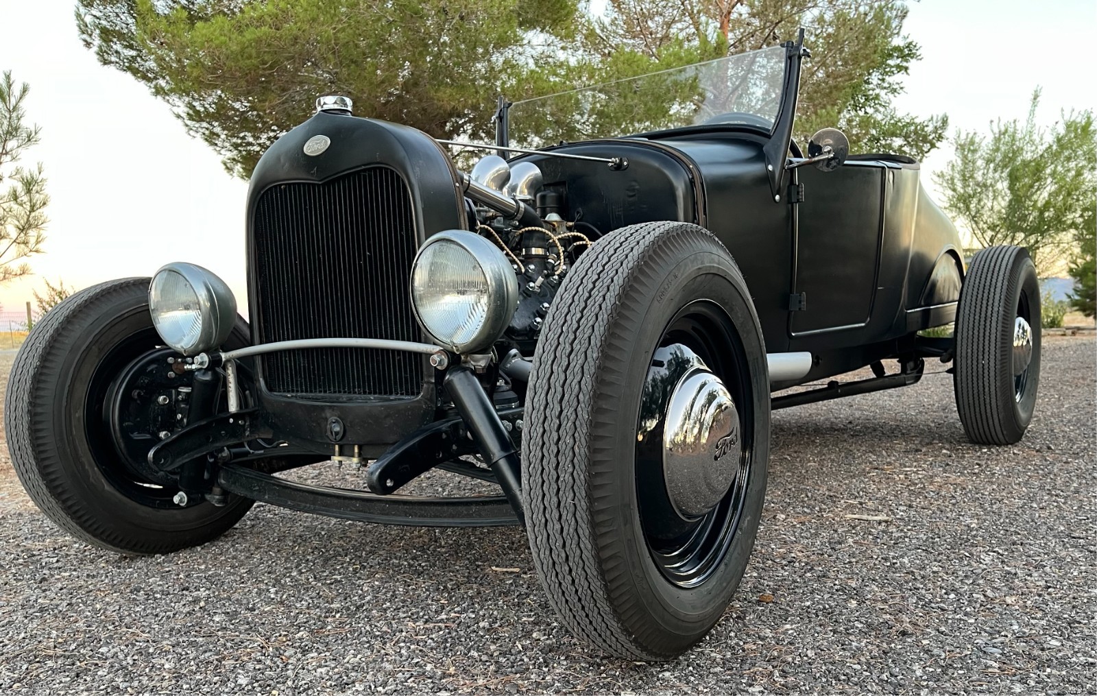 Ford-Roadster-1927-Convertible-7