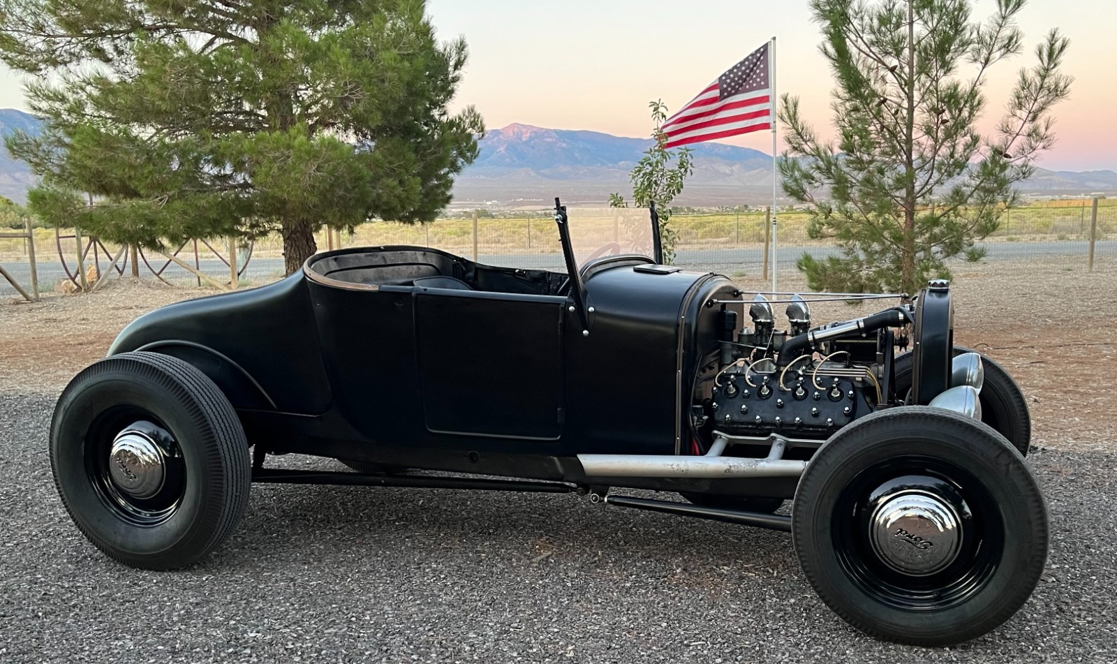 Ford-Roadster-1927-Convertible