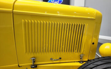 Ford-Roadster-1932-15