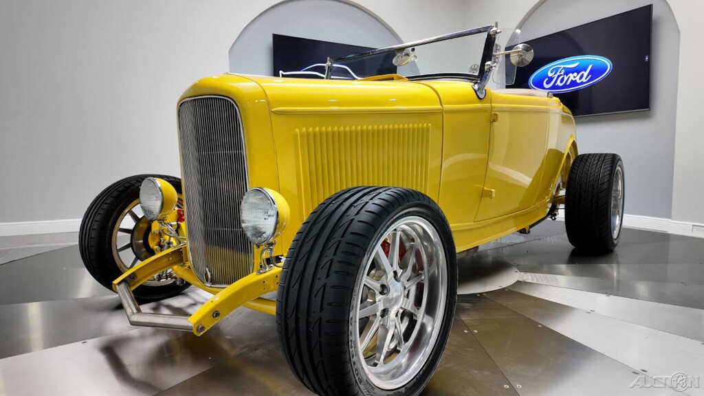 Ford-Roadster-1932-20