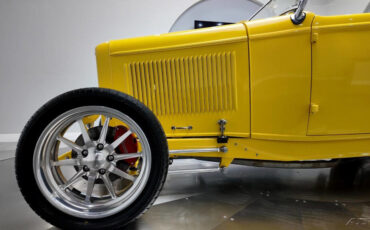 Ford-Roadster-1932-23