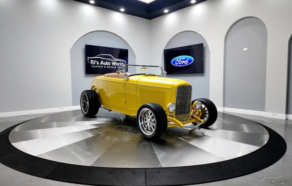 Ford-Roadster-1932-5
